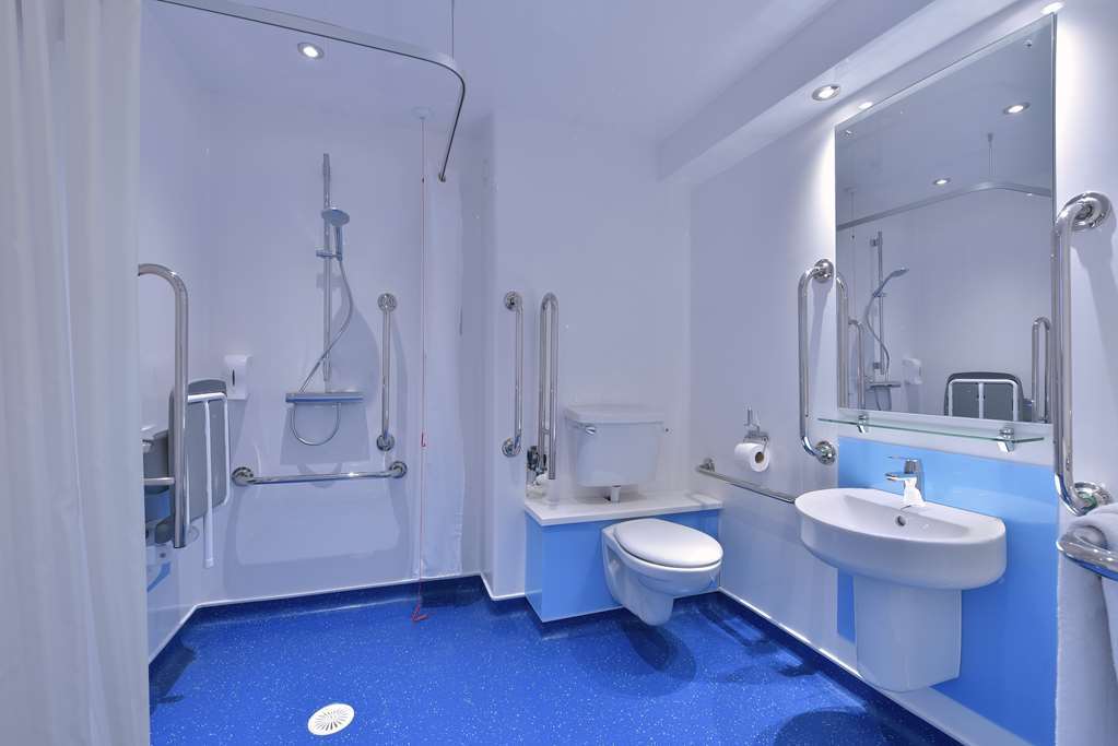 Travelodge Cameron Toll Hotel EDI Szoba fotó